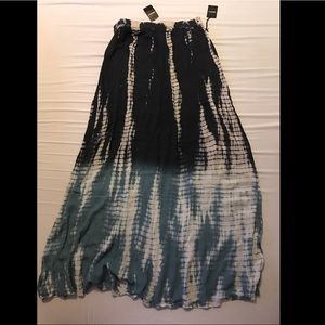 Forever 21 tie dye long skirt brand new! Large
